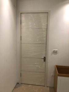 Hoàn thiện cửa gỗ nhà chị Trang - Tân Mai
