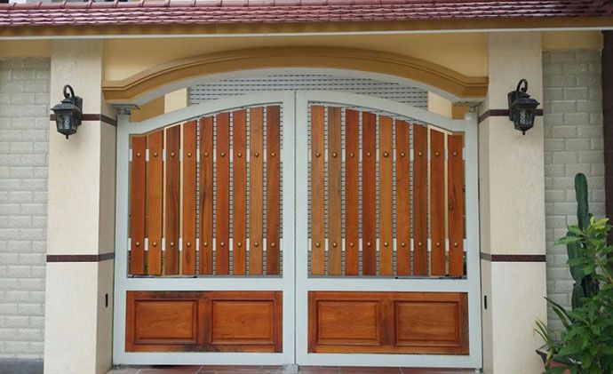 mẫu cửa sắt giả gỗ 5