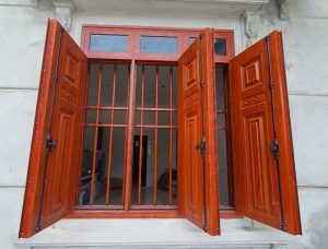 Song cửa sổ gỗ đẹp