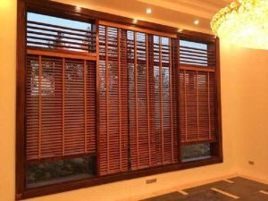 Mẫu khung cửa sổ gỗ đẹp