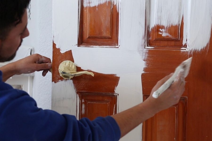 Sử dụng sơn chống ẩm