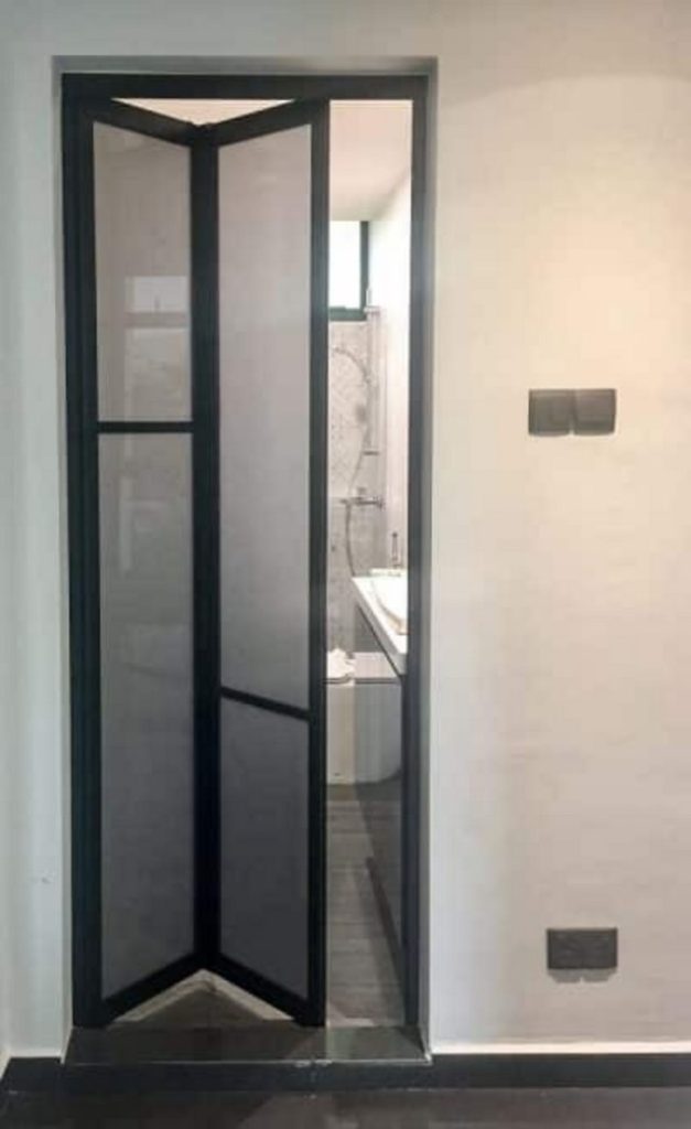 Cửa xếp nhôm nhà vệ sinh