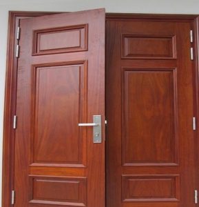 Cửa khung đơn bằng gỗ